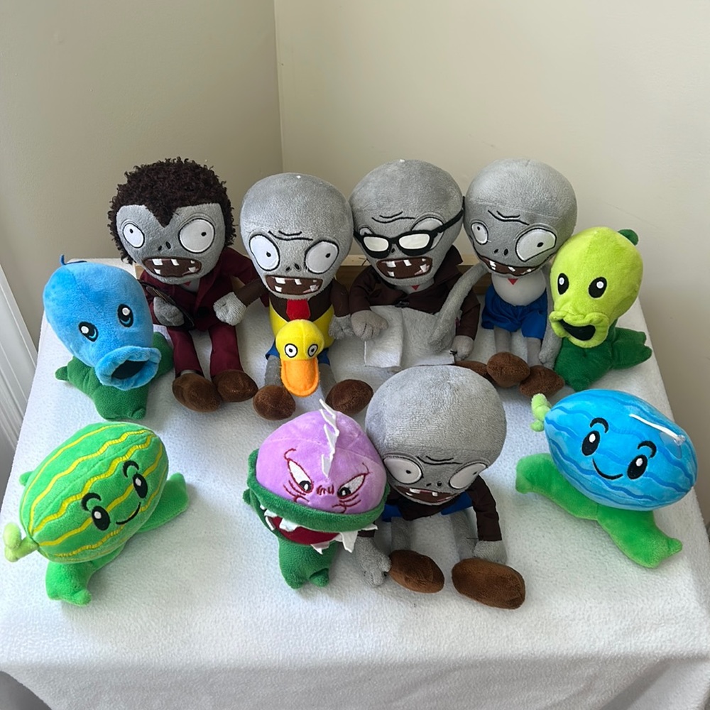 Plants vs zombies Plush Bundle